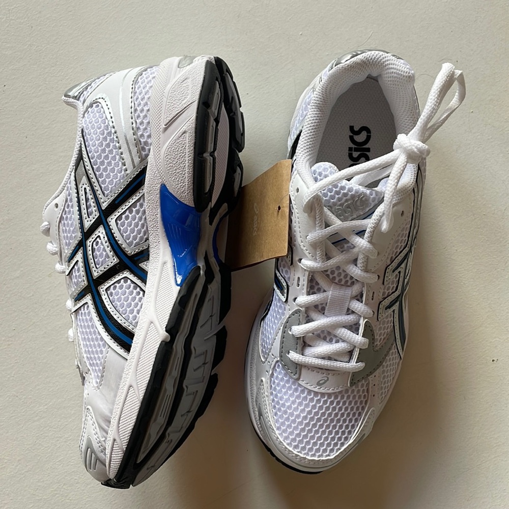 Gel-1130 ASICS Sneakers. NWT